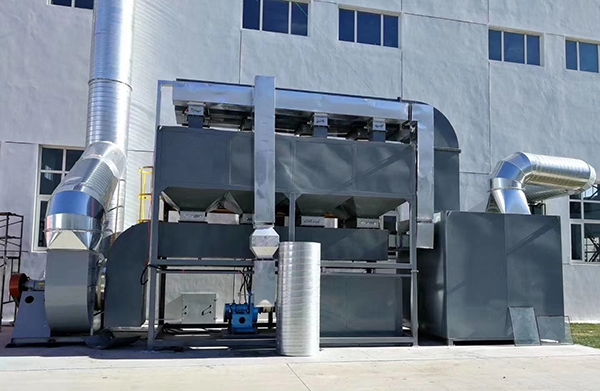 隆鑫环保为塑料造粒厂废气处理设计现场