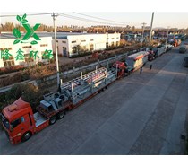 海南客户订购的两台大型布袋除尘器发货